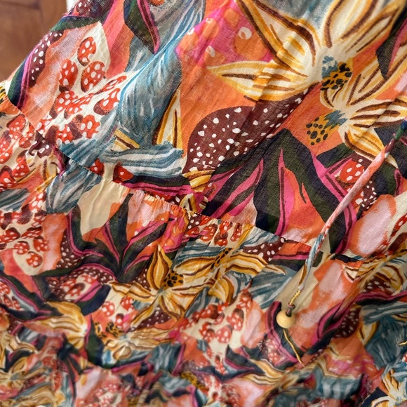 True Destinations | Boho Floral Tiered Sleeveless Knee Length Dress - Picture 4 of 9